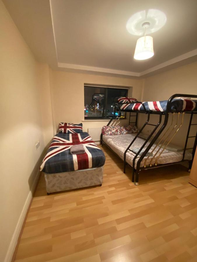 The Sentinel Tower Airport Apartments Ballymun Bagian luar foto