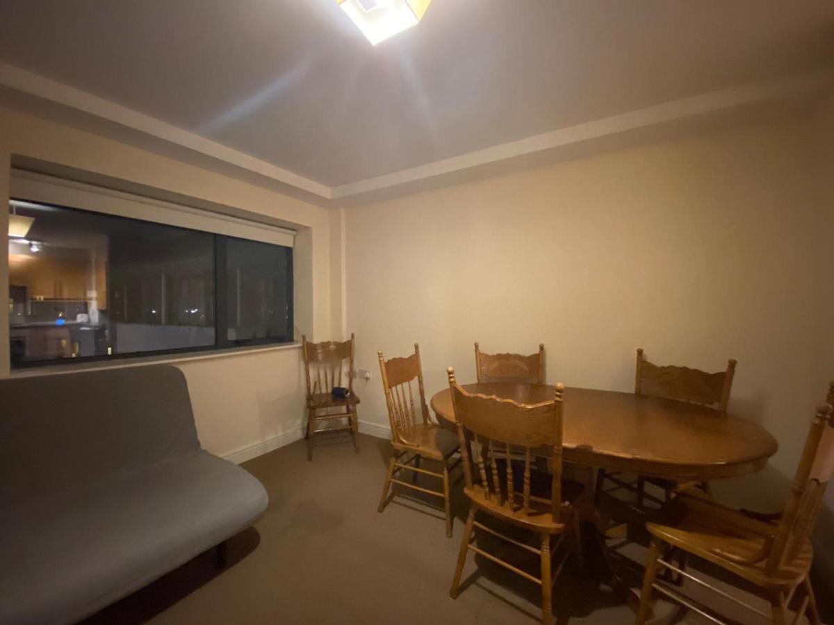 The Sentinel Tower Airport Apartments Ballymun Bagian luar foto