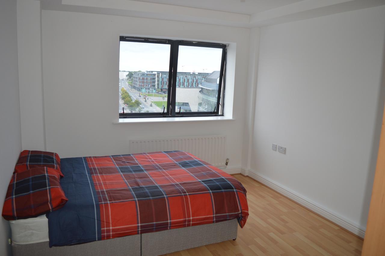 The Sentinel Tower Airport Apartments Ballymun Bagian luar foto