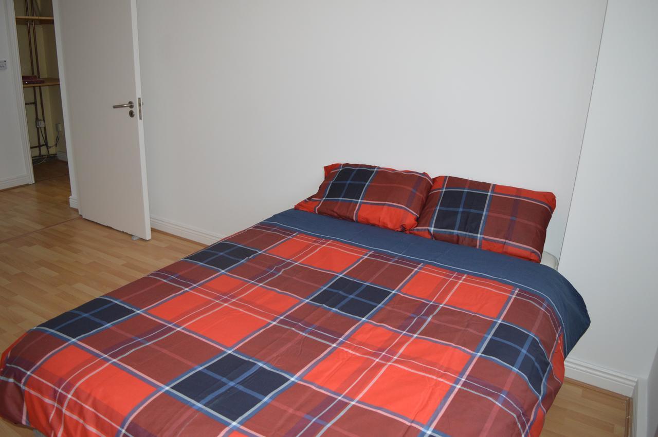 The Sentinel Tower Airport Apartments Ballymun Bagian luar foto