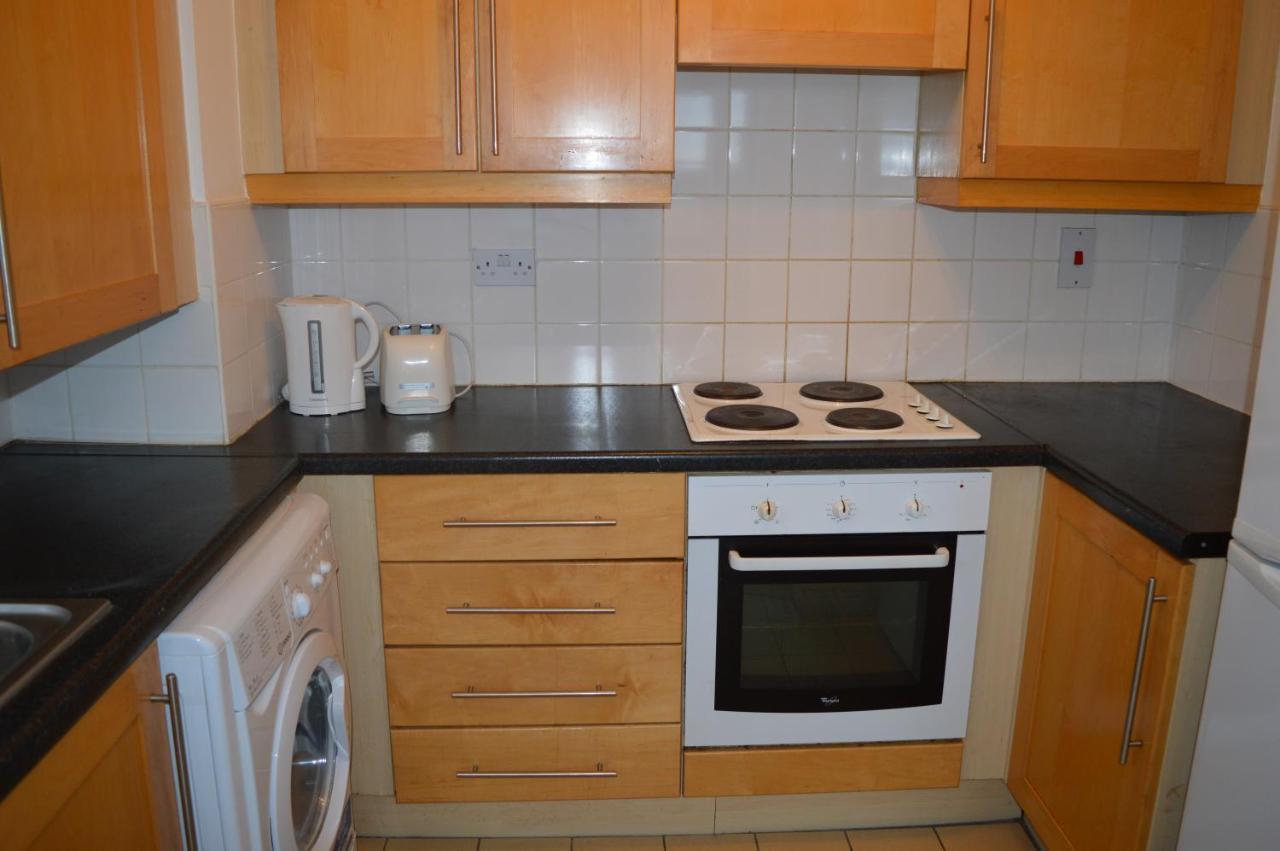 The Sentinel Tower Airport Apartments Ballymun Bagian luar foto