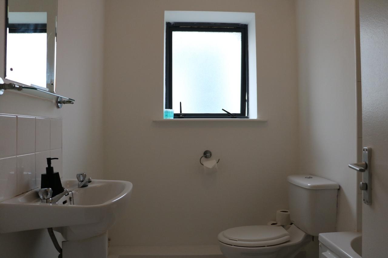 The Sentinel Tower Airport Apartments Ballymun Bagian luar foto
